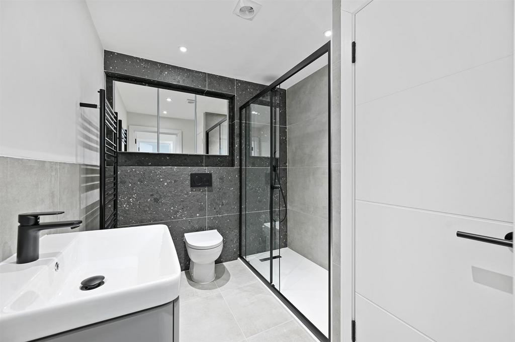 LR - SFF, 3 Rosemont Road - Shower Room3 (1).jpg