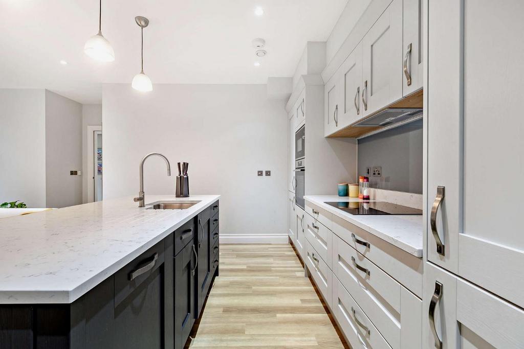 8521280-interior18-800.jpg