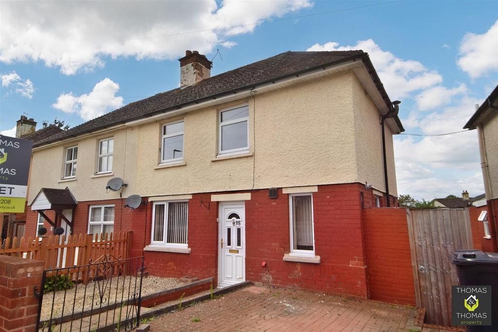 Reservoir Road, Gloucester 3 bed semidetached house £950 pcm (£219 pw)