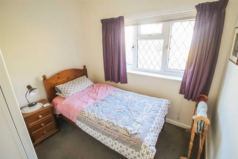 2 bedroom semi-detached bungalow to rent - Poyner Road, Ludlow, Shropshire