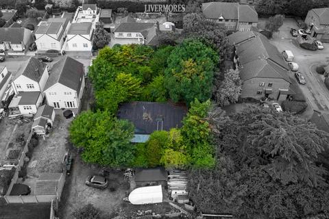 18 Chichester Road, Greenhithe, DA9 9JT