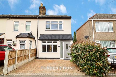22 Salisbury Road, Romford, RM2 5TP