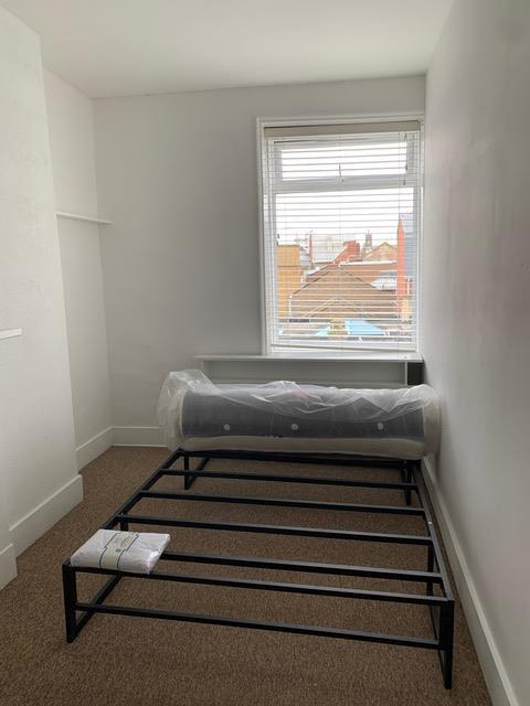 Flat 16 - 12.jpeg