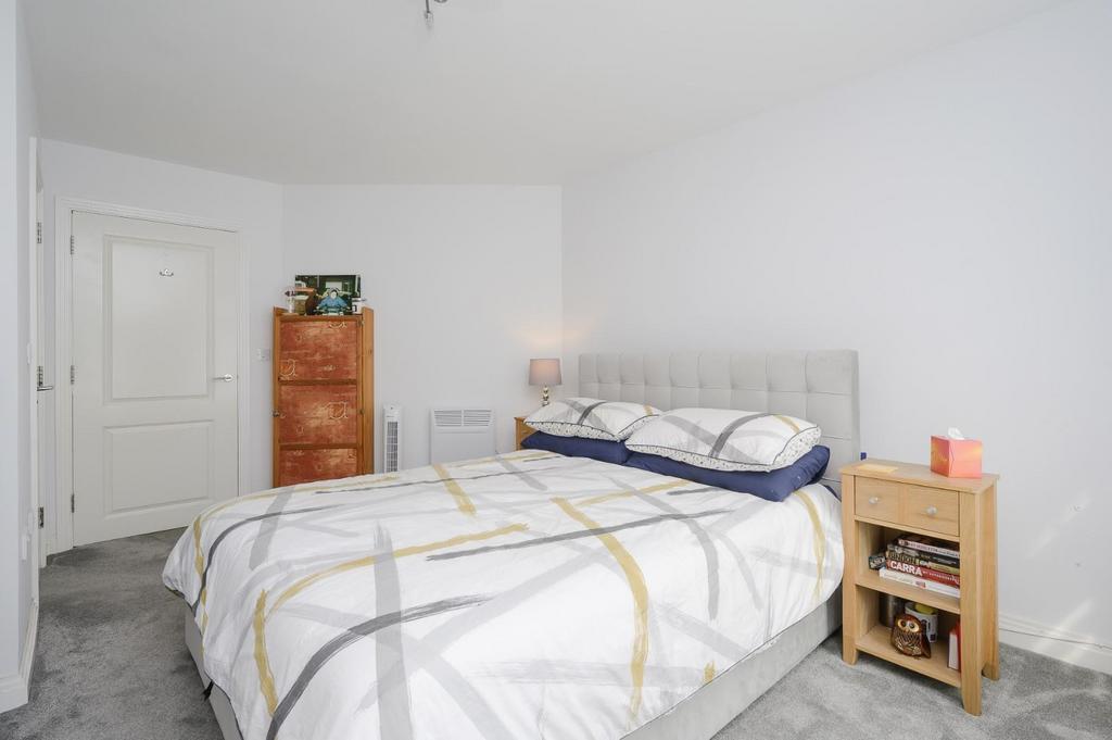 5 Ellis Court-9.jpg
