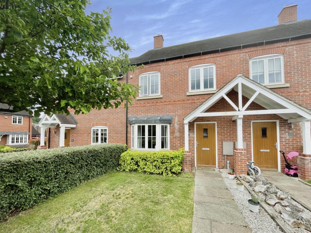 Badgers Close, WelfordonAvon 2 bed terraced house for sale £198,000