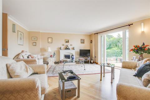 Flat 1, Warne Court, 8 Village Road, Enfield, EN1 2FD