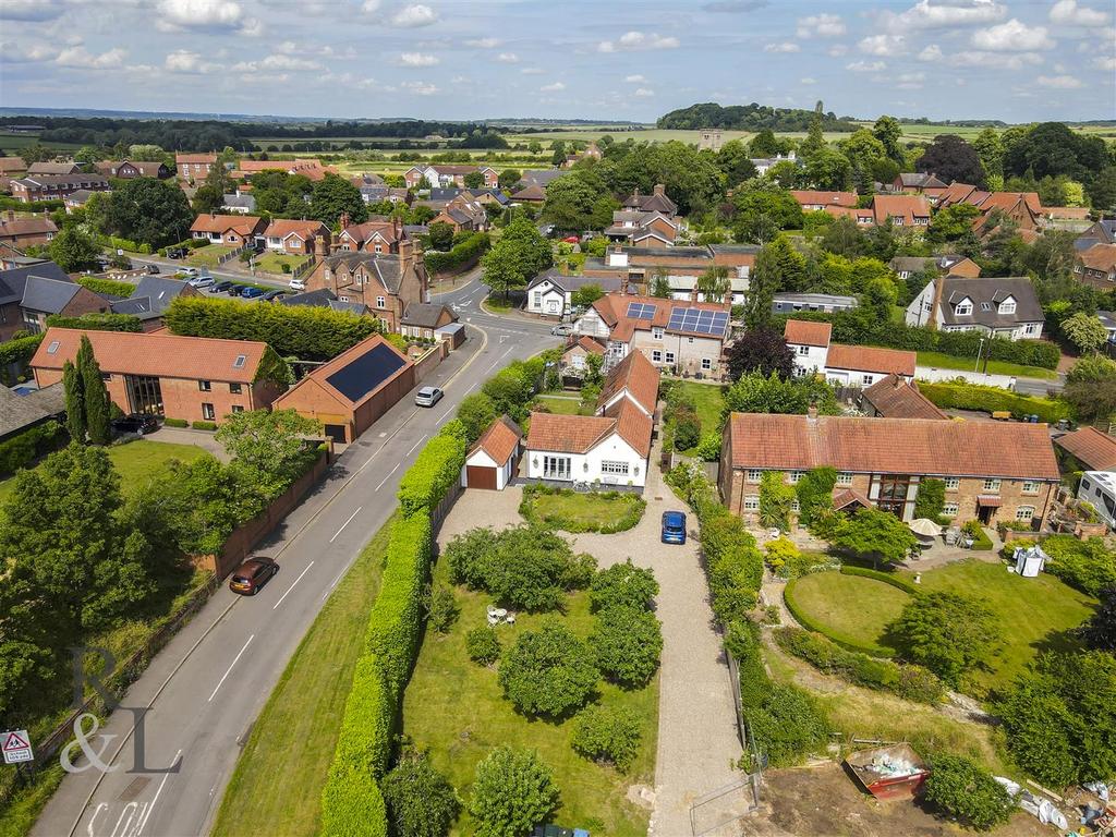 Bradmore Lane, Plumtree, Nottingham 3 bed character property for sale