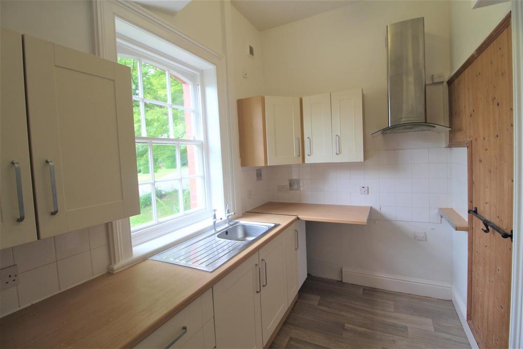 Kitchen.JPG