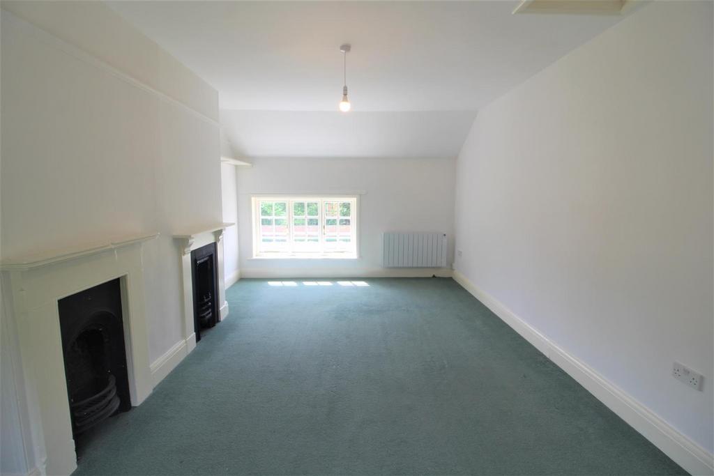 Bedroom 1.JPG