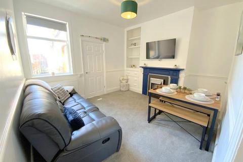 2 bedroom terraced house for sale, Whites Road, Cleethorpes