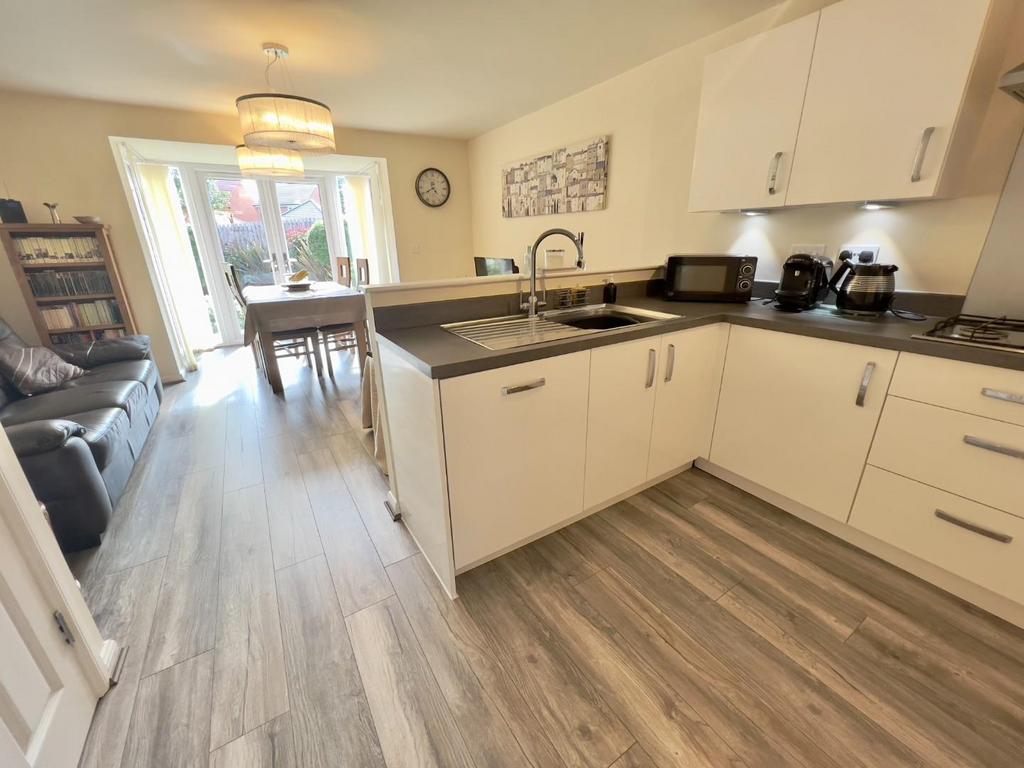 Wentworth Drive, Mount Oswald, Durham 4 bed townhouse £375,000