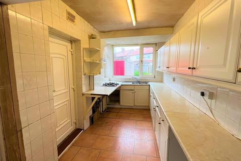 37 Fieldstead Crescent, Scarborough, YO12 6TH