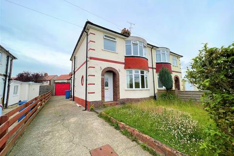 37 Fieldstead Crescent, Scarborough, YO12 6TH