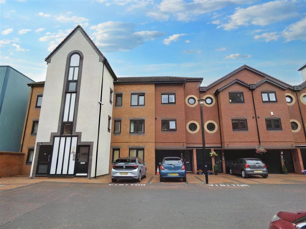 Dolphin Quay, North Shields 2 bed apartment for sale £139,950