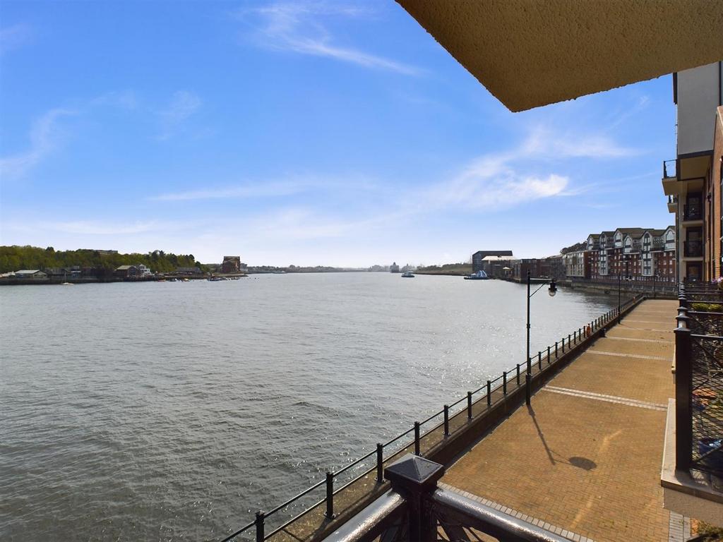 Dolphin Quay, North Shields 2 bed apartment for sale £135,000