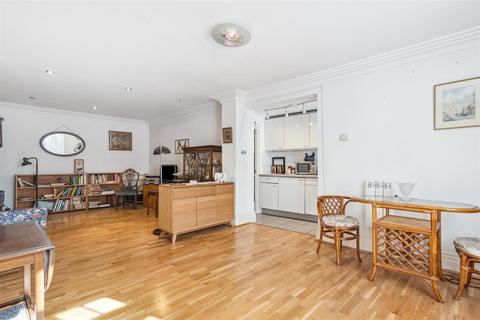 1, Cope Studios Brooks Road, London, W4 3BJ