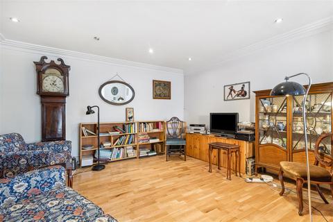1, Cope Studios Brooks Road, London, W4 3BJ