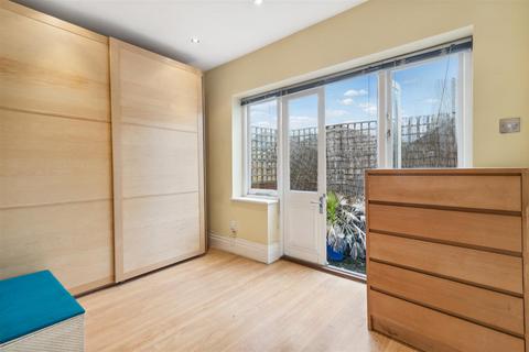 1, Cope Studios Brooks Road, London, W4 3BJ