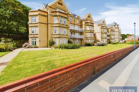 2 bedroom apartment for sale, Deepdene, Filey