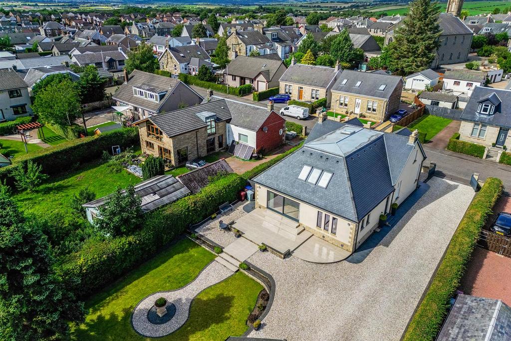 Kirk Street, Carluke 5 bed detached house £484,995