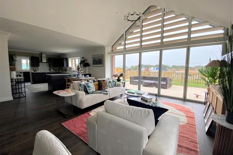 2 bedroom detached bungalow for sale - BURNHAM WATERS SHOW HOME 'THE CHELMER' OPEN NOW