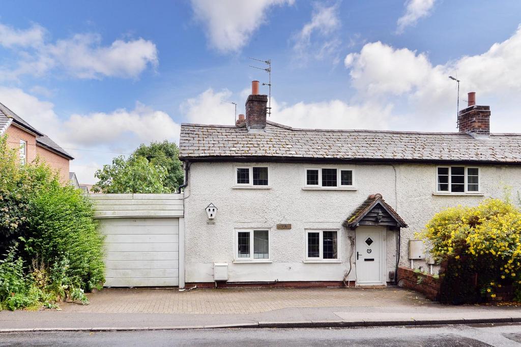 Four Ashes Road, Bentley Heath, Solihull 3 bed semidetached house for