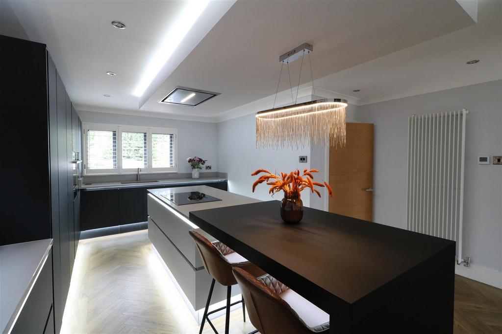 Breakfast Kitchen
