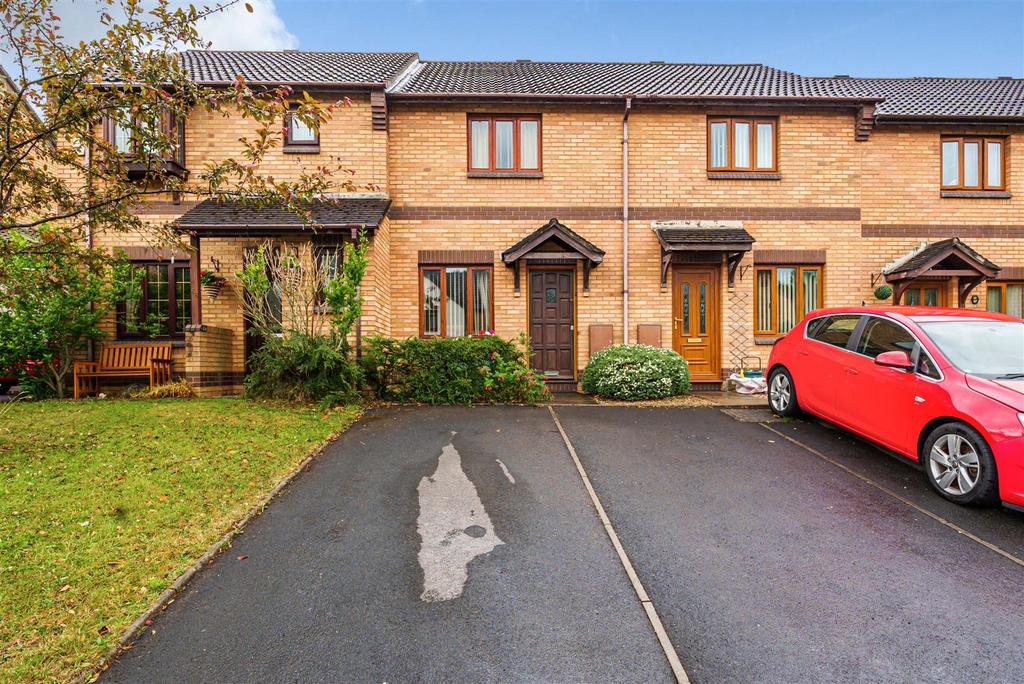 Ffordd Scott, Birchgrove, Swansea 2 bed terraced house £140,000