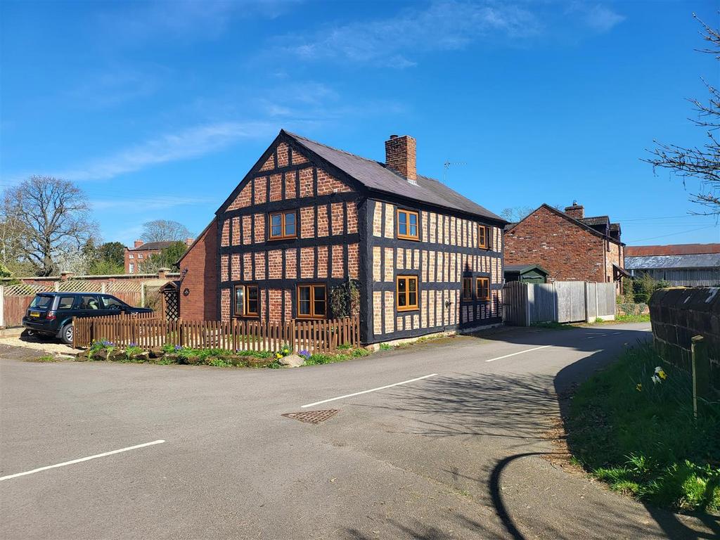 Ivy Cottage, Loppington, Shrewsbury SY4 5SR 4 bed detached house for