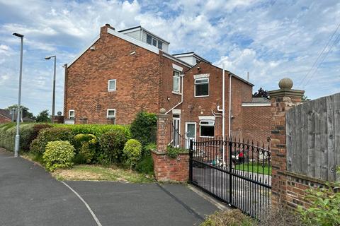 4 bedroom semi-detached house for sale, Edge Lane, Droylsden, Manchester