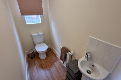 4 Burnham Road, Wythall, Birmingham, B47 6AT