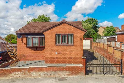 3 bedroom bungalow for sale, Sandford Road, Pontefract WF9