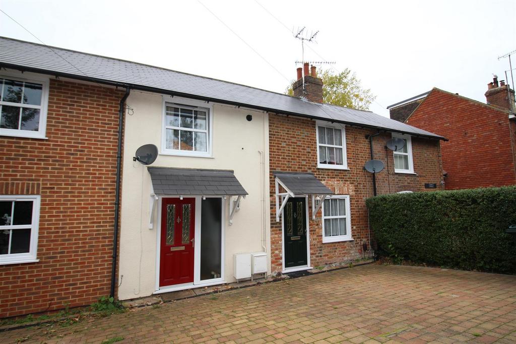Silver Hill Road, Willesborough, Ashford 1 bed terraced house £895