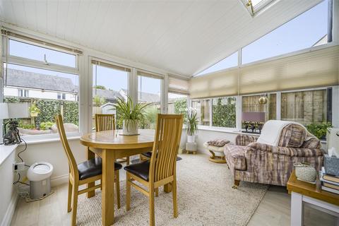 6 Fairfields, Probus, Truro, TR2 4FG