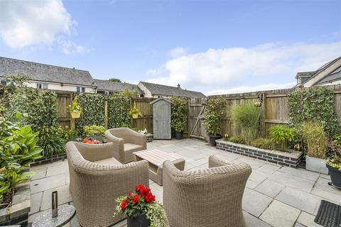 6 Fairfields, Probus, Truro, TR2 4FG