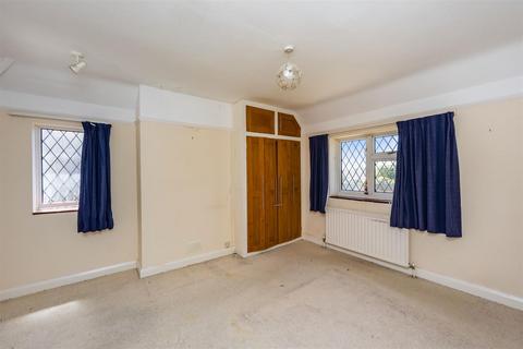 4 bedroom detached house for sale, Downs Road, Seaford