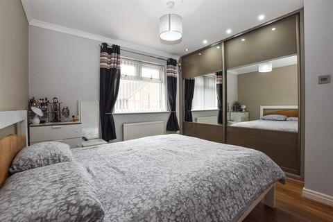 72 Ashdene Close, Willerby, Hull, HU10 6LW