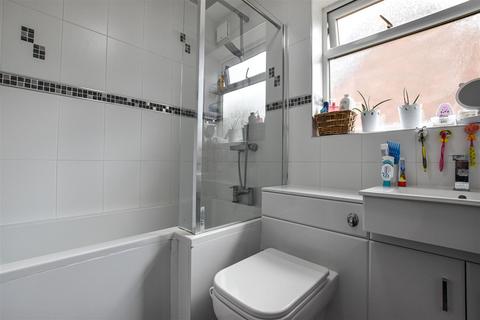 72 Ashdene Close, Willerby, Hull, HU10 6LW