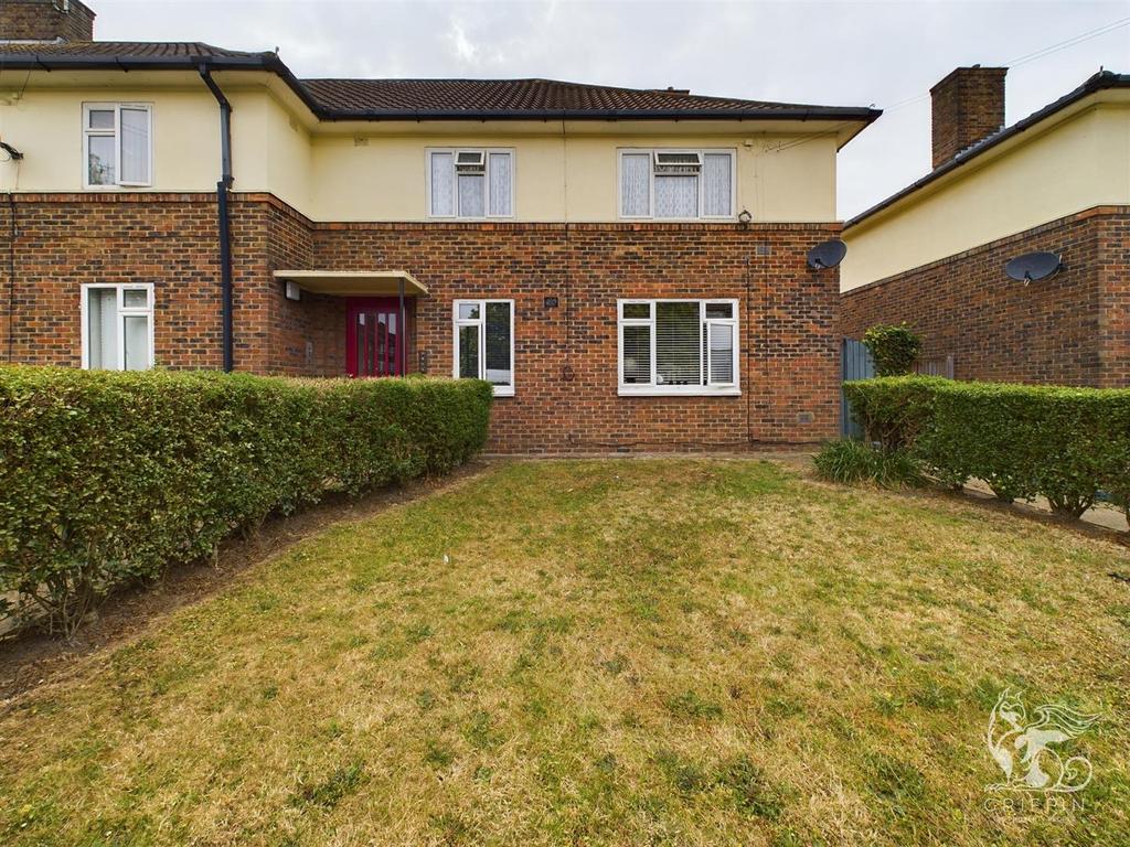 Broxburn Drive, South Ockendon 1 bed flat £210,000