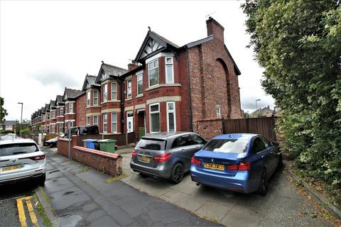 3 bedroom semi-detached house for sale - Canute Road, Stretford, Manchester