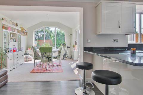 15 Appleleaf Lane, Barton-upon-humber, DN18 5GP
