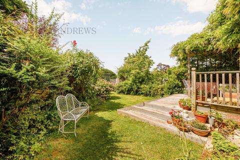 66 Fowlers Walk, London, W5 1BG