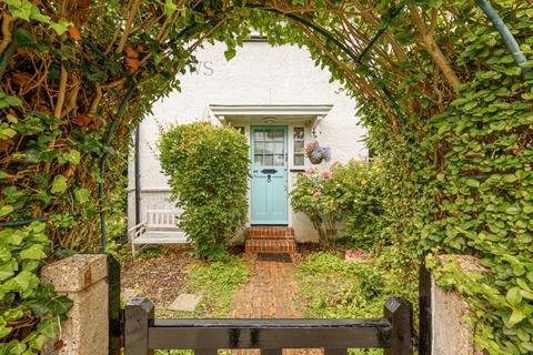 66 Fowlers Walk, London, W5 1BG