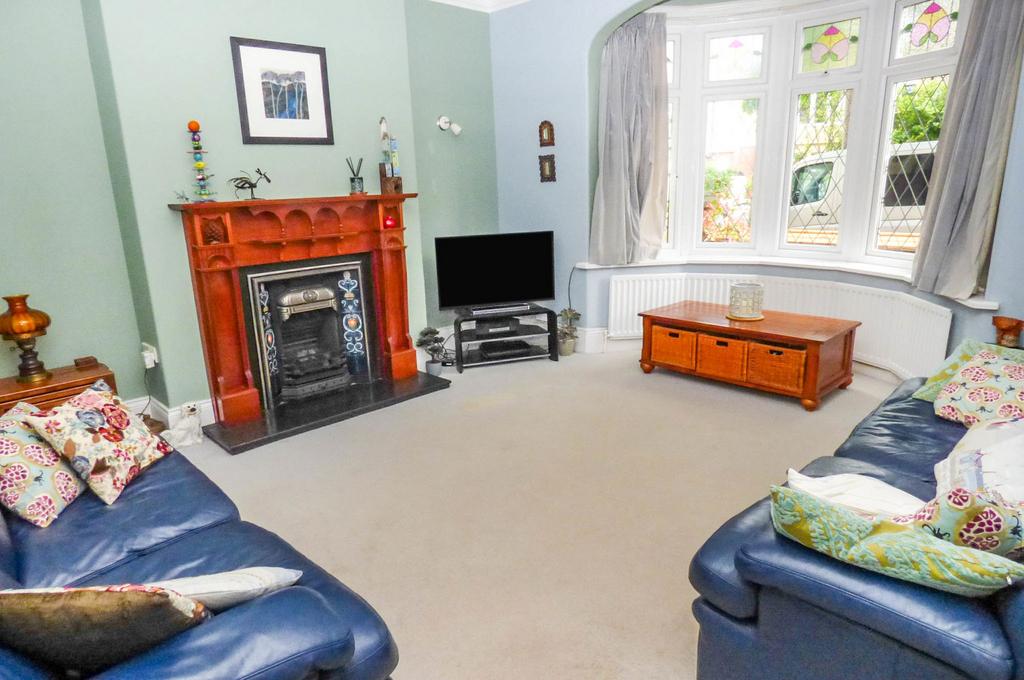 Ventnor Gardens, Whitley Bay, Tyne and Wear, NE26 1QD 4 bed terraced