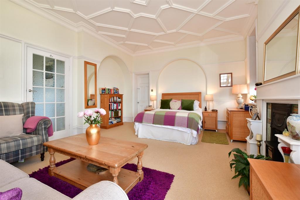 Steyne Road, Seaview, Isle of Wight 3 bed ground floor for