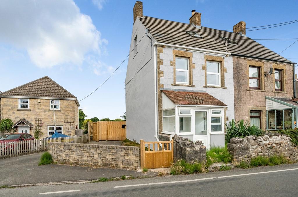 Highbury Street, Coleford, Radstock, BA3 4 bed semidetached house £