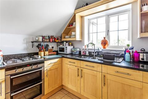 2 bedroom apartment for sale - Bluehouse Lane, Oxted, Surrey, RH8