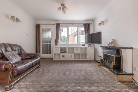 20 Copperfields Way, Romford, RM3 0XE