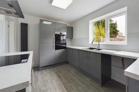 35 Barnfield, Hemel Hempstead, HP3 9QJ