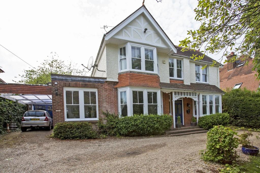 Tilsmore Road, Heathfield 4 bed detached house £595,000